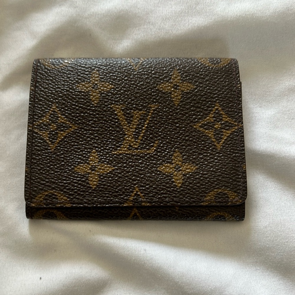 LV card holder